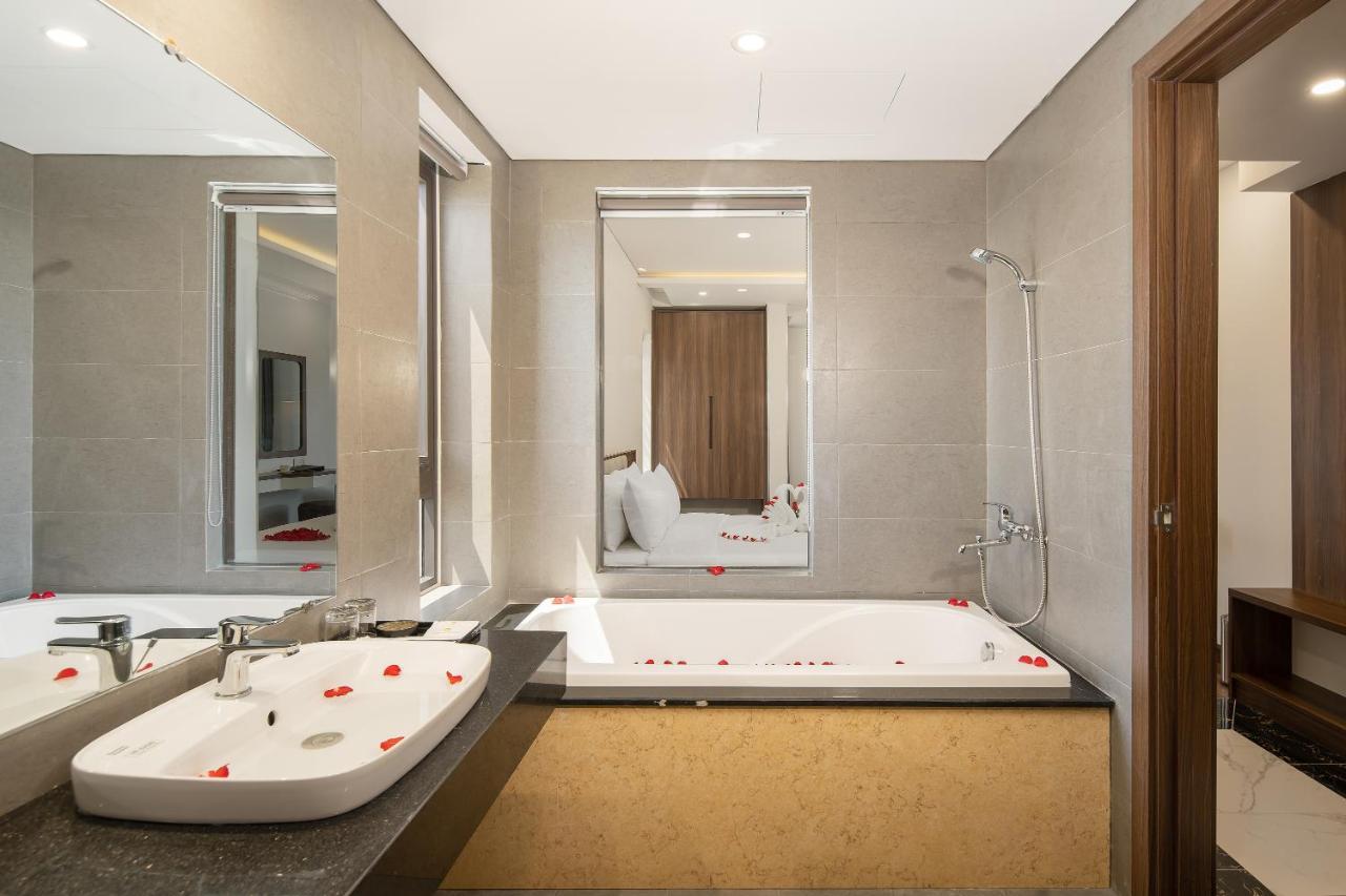 Tan Phuong Nam Hotel & Apartment Da Nang Exterior foto